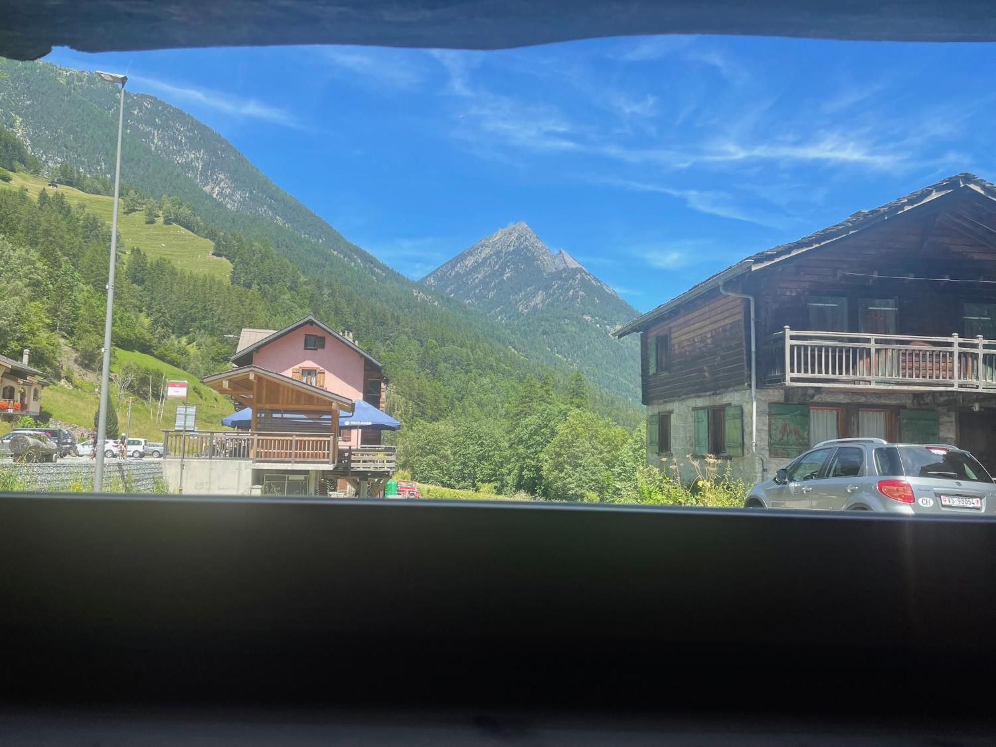 Отель Raccard Renove Орсьер Экстерьер фото